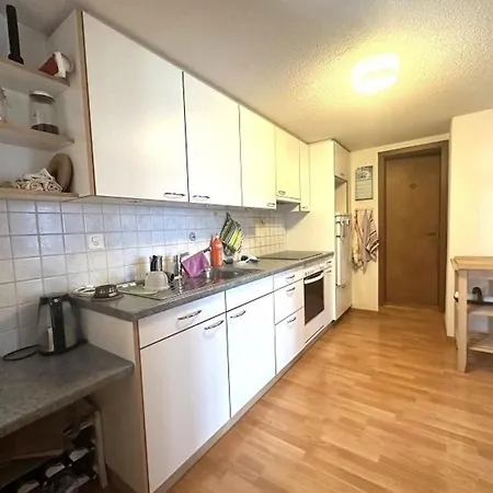 Apartment Sam's Lakeview